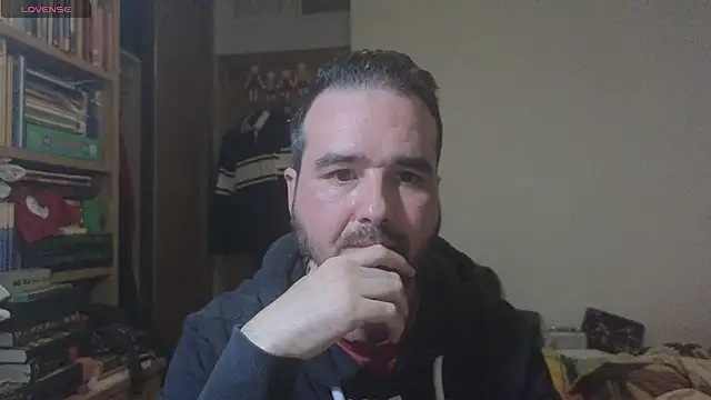 curiosillo83 online show from February 2025 10:25:01 PM
