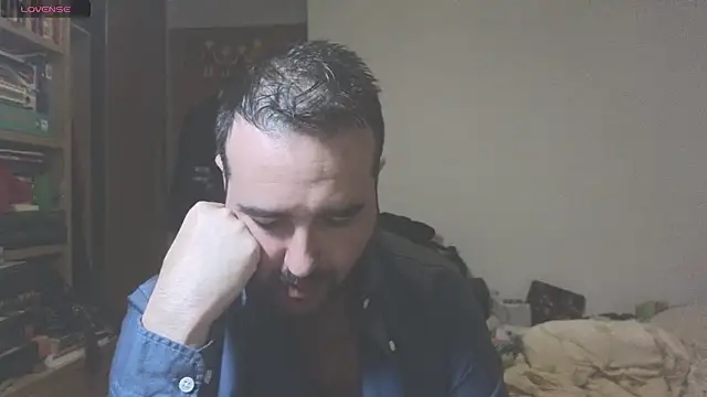 curiosillo83 online show from February 2025 07:53:01 PM