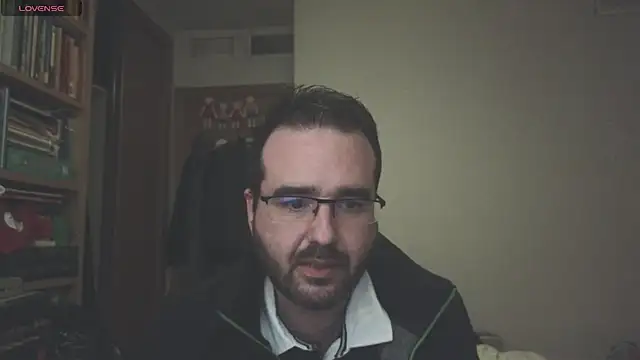 curiosillo83 online show from March 2025 03:18:02 PM