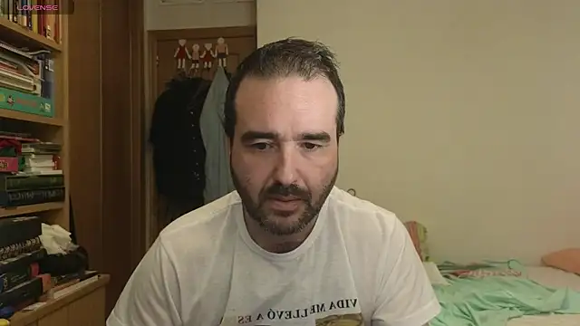 curiosillo83 online show from September 2025 03:11:02 PM