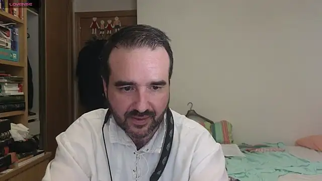 curiosillo83 online show from September 2025 12:44:02 AM