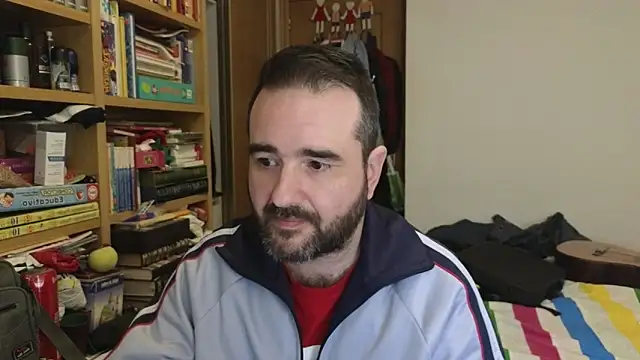 curiosillo83 online show from April 2026 09:20:01 AM