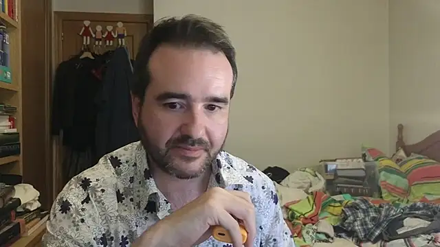 Snapshot of curiosillo83 chatting on May 2026 02:47:02 PM curiosillo83 online show from May 2026 02:47:02 PM