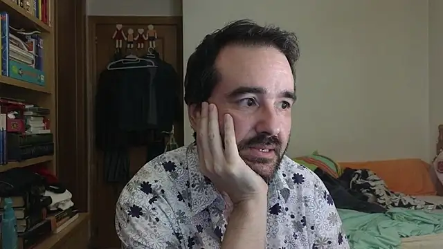 Snapshot of curiosillo83 chatting on July 2026 06:10:02 PM curiosillo83 online show from July 2026 06:10:02 PM