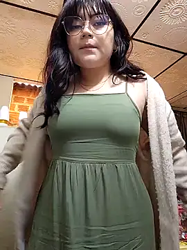 Snapshot of Sakura_0505 chatting on December 2024 05:17:02 PM Sakura 0505 online show from December 2024 05:17:02 PM