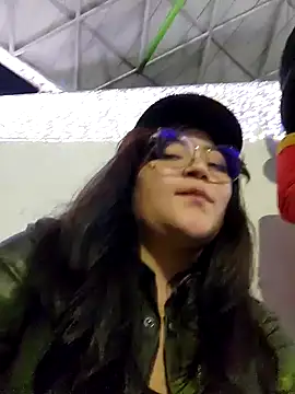 Snapshot of Sakura_0505 chatting on December 2024 11:23:02 PM Sakura 0505 online show from December 2024 11:23:02 PM