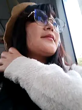 Snapshot of Sakura_0505 chatting on December 2024 10:28:01 PM Sakura 0505 online show from December 2024 10:28:01 PM