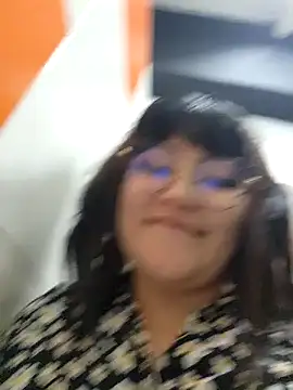 Snapshot of Sakura_0505 chatting on January 2025 10:52:01 PM Sakura 0505 online show from January 2025 10:52:01 PM