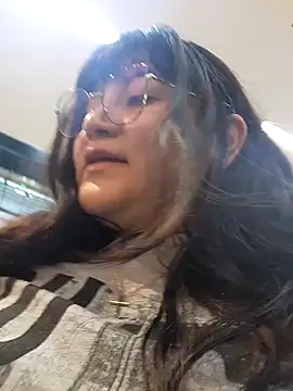 Snapshot of Sakura_0505 chatting on January 2025 09:10:01 PM Sakura 0505 online show from January 2025 09:10:01 PM