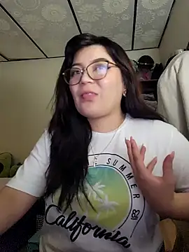 Snapshot of Sakura_0505 chatting on January 2025 08:43:02 PM Sakura 0505 online show from January 2025 08:43:02 PM