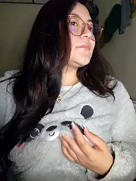 Snapshot of Sakura_0505 chatting on February 2025 03:53:01 AM Sakura 0505 online show from February 2025 03:53:01 AM