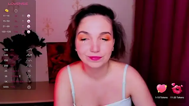 KindHazelHere  online show from October 2025 08:15:02 AM