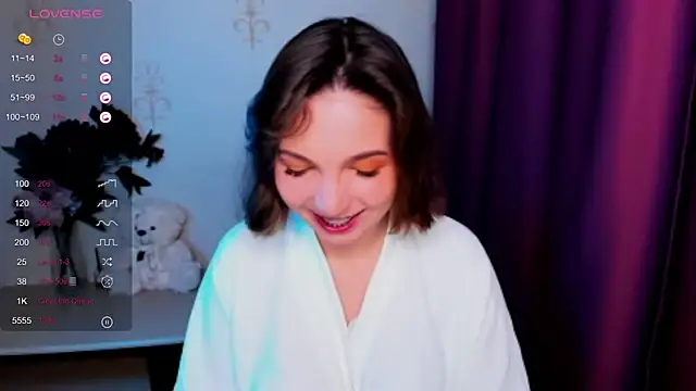 KindHazelHere  online show from November 2025 09:14:02 AM