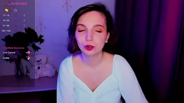 KindHazelHere  online show from November 2025 05:34:02 PM