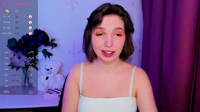 KindHazelHere  online show from January 2026 12:16:01 AM