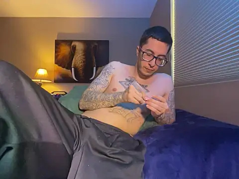 Bwcjoshbanks online show from September 2025 06:45:01 PM