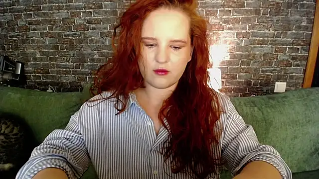 FlowerOfFreedom  online show from December 2025 06:06:01 AM