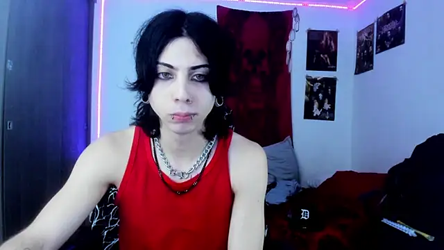 Snapshot of dussk_ chatting on February 2025 04:29:01 AM dussk online show from February 2025 04:29:01 AM
