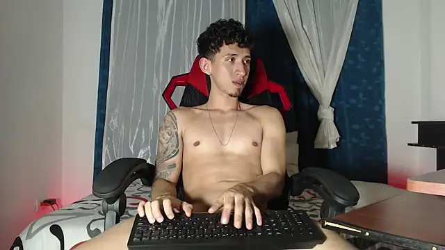 stevenSEX123 online show from November 2025 06:24:01 AM