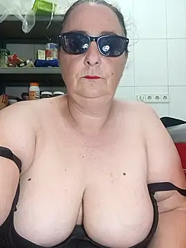 Snapshot of eroticjessitop chatting on June 2026 04:57:02 PM eroticjessitop online show from June 2026 04:57:02 PM