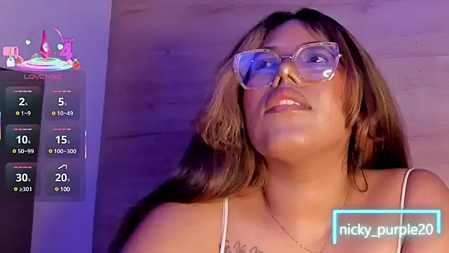  nickypurple  online show from February 2025 03:08:01 PM