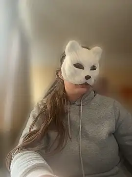 Lucy Blossem online show from May 2026 04:34:02 PM