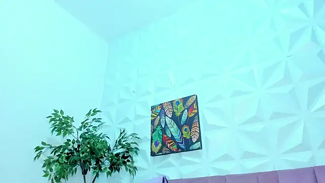 Snapshot of Hellen_Sky chatting on February 2025 07:14:01 PM Hellen Sky online show from February 2025 07:14:01 PM