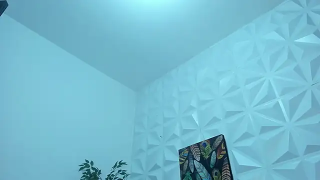 Snapshot of Hellen_Sky chatting on March 2025 06:10:02 PM Hellen Sky online show from March 2025 06:10:02 PM