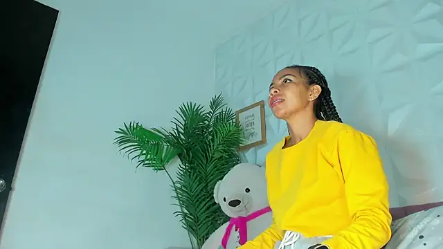 Snapshot of Hellen_Sky chatting on September 2025 07:08:01 PM Hellen Sky online show from September 2025 07:08:01 PM