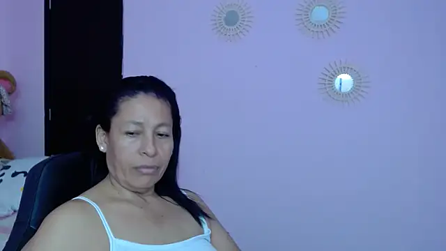 Snapshot of mature_martina chatting on February 2025 07:40:02 AM mature martina online show from February 2025 07:40:02 AM