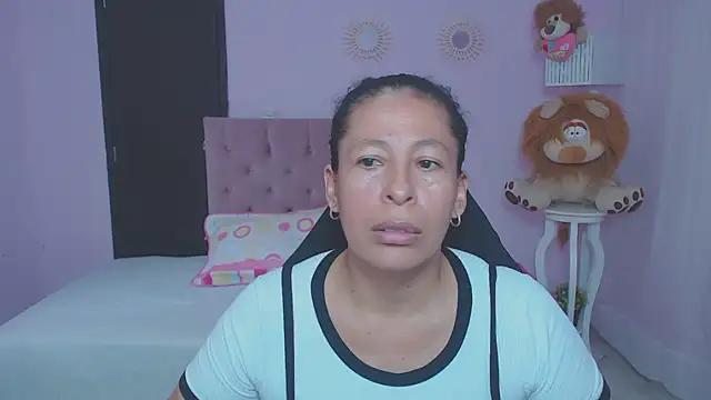 mature martina online show from February 2026 06:34:02 PM