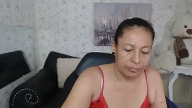 mature martina online show from May 2026 08:16:02 PM