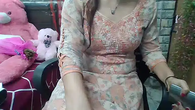 Sexy iknoor online show from February 2025 11:16:02 AM