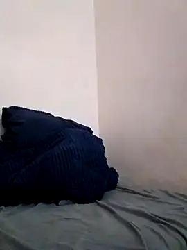 Snapshot of pretty-donna chatting on November 2025 07:47:02 AM pretty-donna online show from November 2025 07:47:02 AM