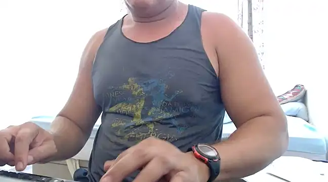 Snapshot of danilostorm7 chatting on February 2025 06:43:01 PM danilostorm7 online show from February 2025 06:43:01 PM