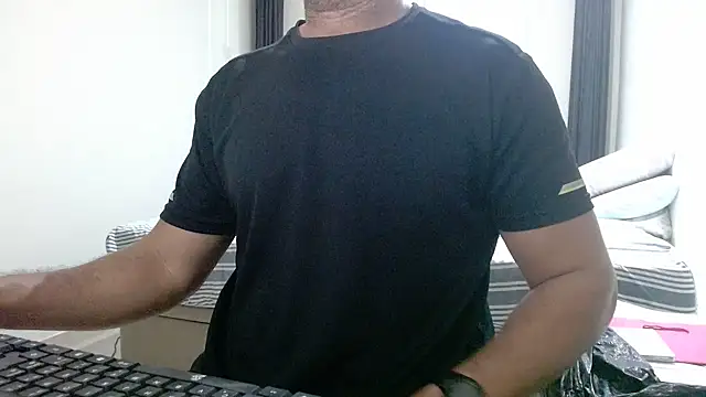 danilostorm7 online show from October 2025 08:31:01 PM