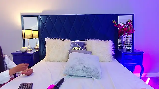 Snapshot of Margaret_Saunders chatting on January 2025 10:37:01 PM Margaret Saunders online show from January 2025 10:37:01 PM