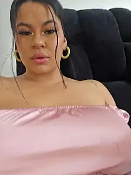 Snapshot of Margaret_Saunders chatting on February 2025 03:39:02 PM Margaret Saunders online show from February 2025 03:39:02 PM