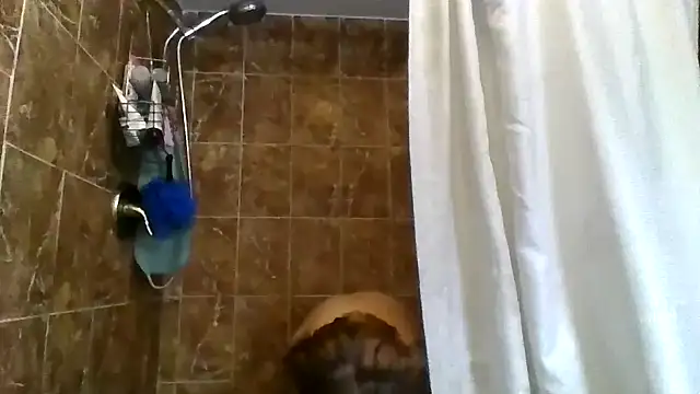 Snapshot of spundarella420 chatting on September 2025 12:08:02 PM spundarella420 online show from September 2025 12:08:02 PM