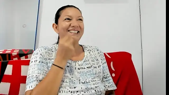 Angelblue  online show from December 2025 02:12:02 PM