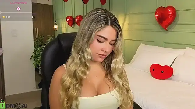 Snapshot of kataliina__ chatting on February 2026 11:58:01 AM kataliina online show from February 2026 11:58:01 AM