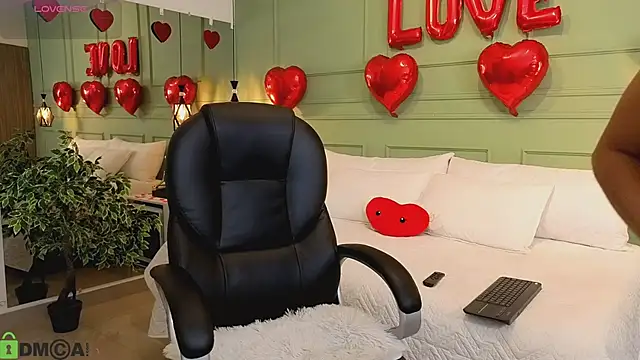 Snapshot of kataliina__ chatting on February 2026 11:50:01 AM kataliina online show from February 2026 11:50:01 AM