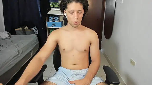 imtonny19 online show from February 2026 05:42:01 PM