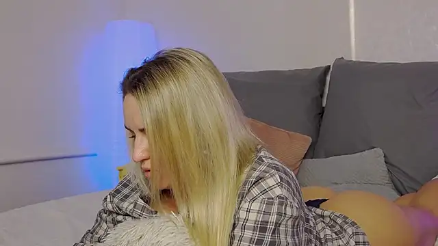 SofiJames online show from December 2024 06:34:01 AM