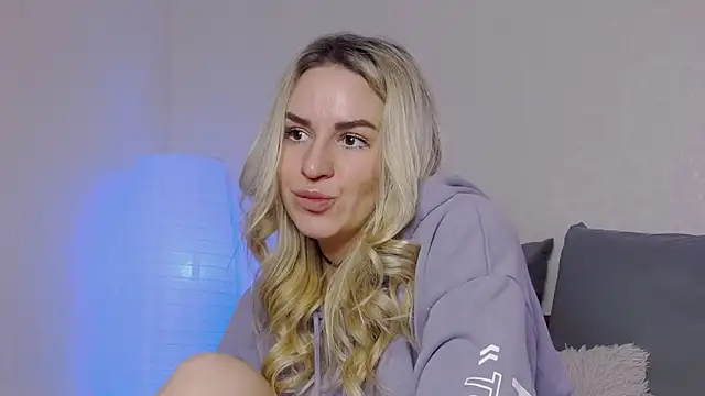 SofiJames online show from December 2024 07:44:01 AM