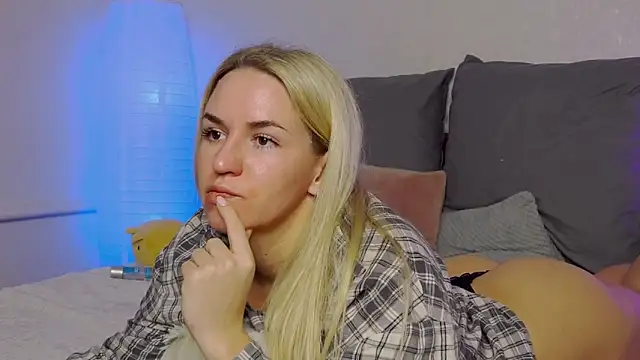 SofiJames online show from December 2024 05:53:01 AM