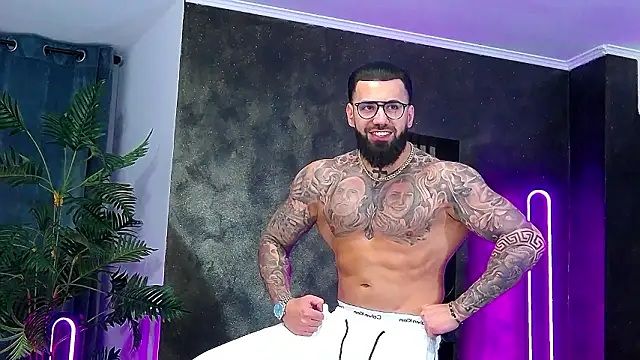 masterkingofmusclee online show from February 2026 08:58:01 PM