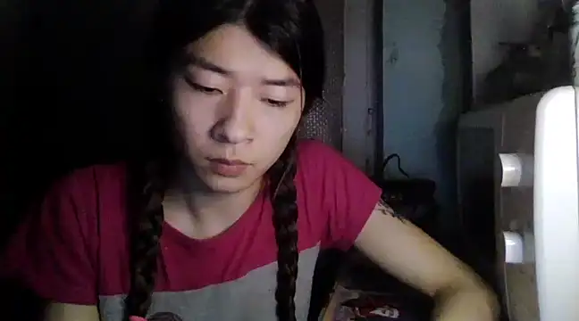 CarlyJoy online show from February 2025 05:10:02 PM