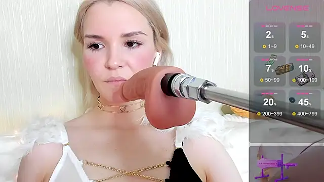 Kaya Devis online show from January 2025 08:17:01 AM