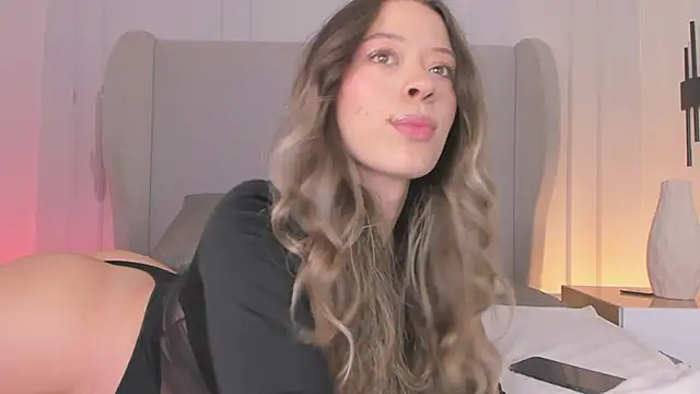 chloe d online show from November 2025 12:45:02 PM